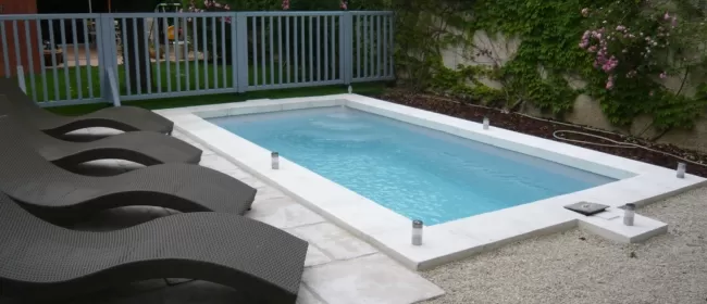 Constructeur de piscine coque à Bourg-en-Bresse