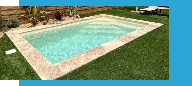 Margelle de piscine coque – Pierre naturelle, reconstituée, bois