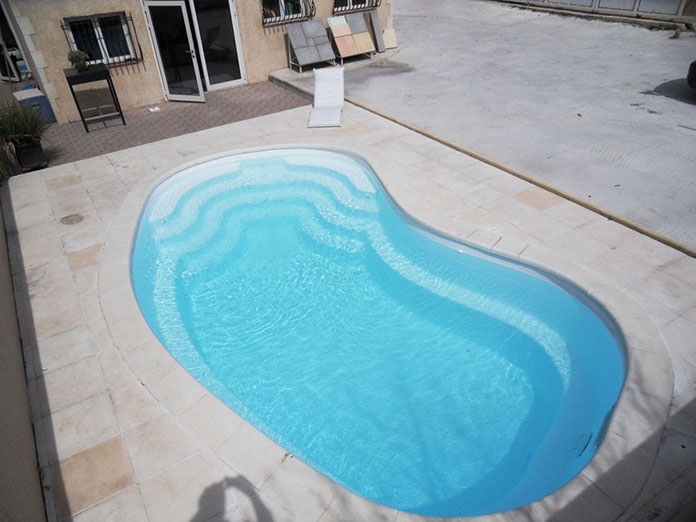 Piscine polyester, 