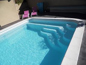 Piscine rectangle 8 par 4 - piscine coque polyester