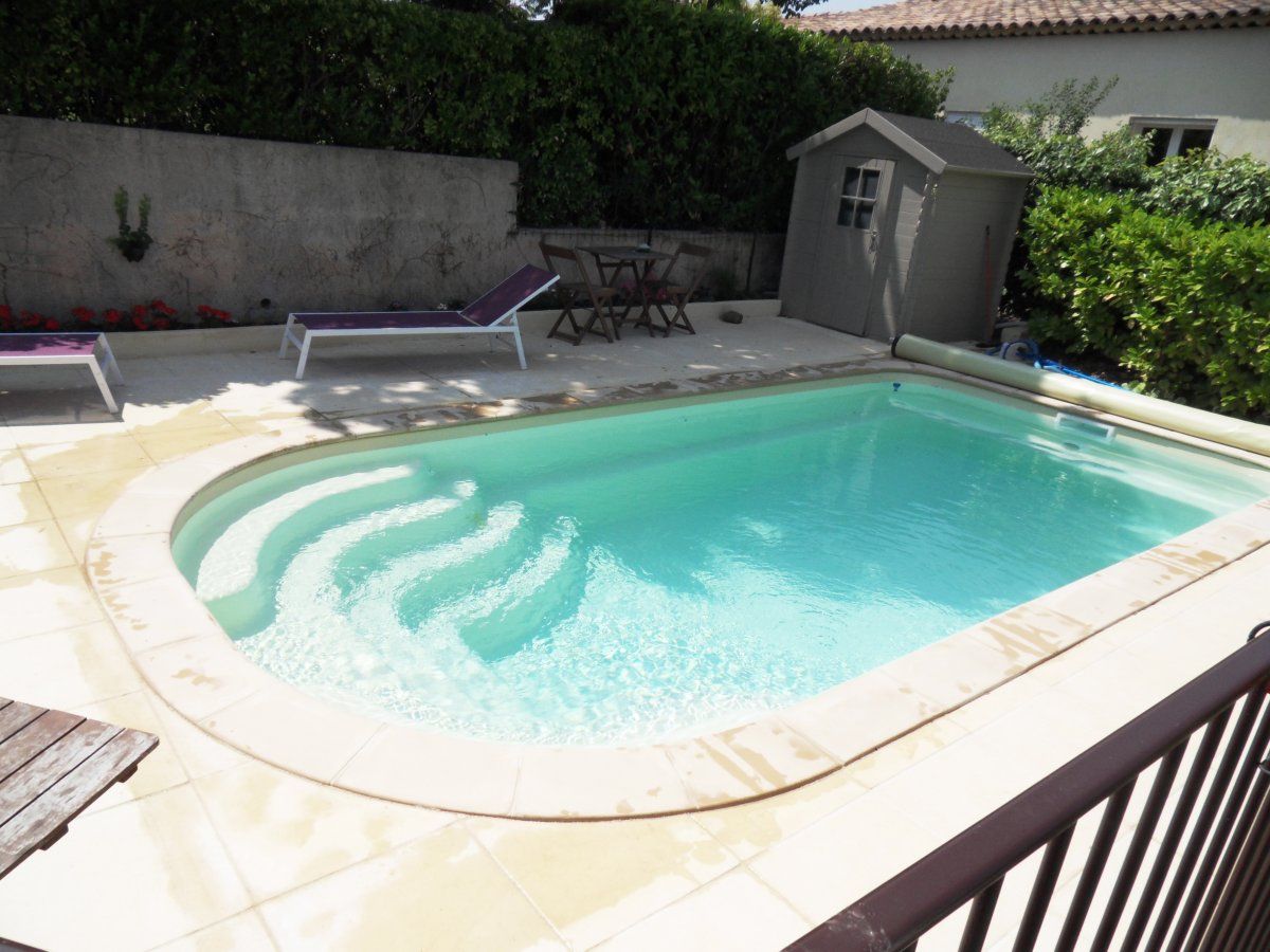 piscine 6,50 x 3 beige - Photo piscine à coque