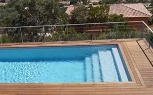 piscine coque banquette 10m