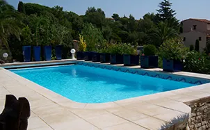 grande piscine 8 par 4 fond en pente